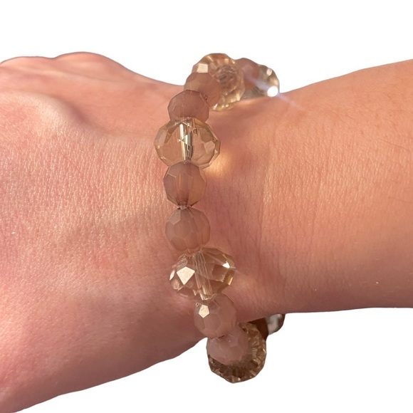Faceted Mauve Purple & Champagne Crystal Beaded Bracelet With Stretch. - Picture 1 of 2
